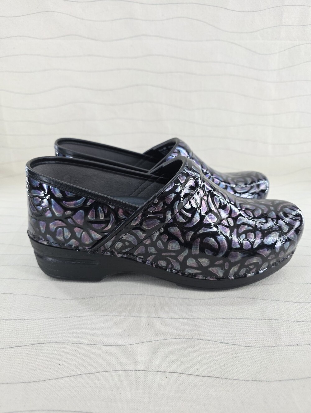 Dansko Womens XP Night Rose Patent Leather Professional Clogs Shoes Size 40 EU